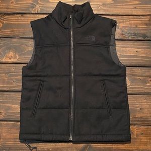Men’s North Face Vest sz S